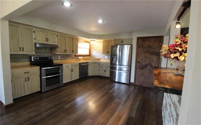 100 Nassau St, Uniontown, 15401, 3 Bedrooms Bedrooms, ,2.1 BathroomsBathrooms,Residential,For Sale,Nassau St,1762134