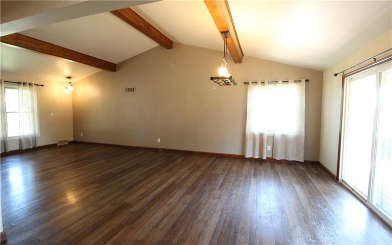 100 Nassau St, Uniontown, 15401, 3 Bedrooms Bedrooms, ,2.1 BathroomsBathrooms,Residential,For Sale,Nassau St,1762134