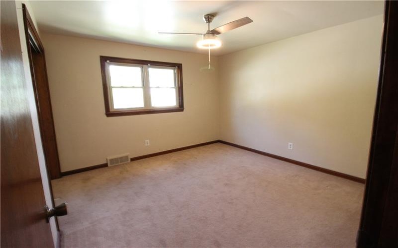 100 Nassau St, Uniontown, 15401, 3 Bedrooms Bedrooms, ,2.1 BathroomsBathrooms,Residential,For Sale,Nassau St,1762134