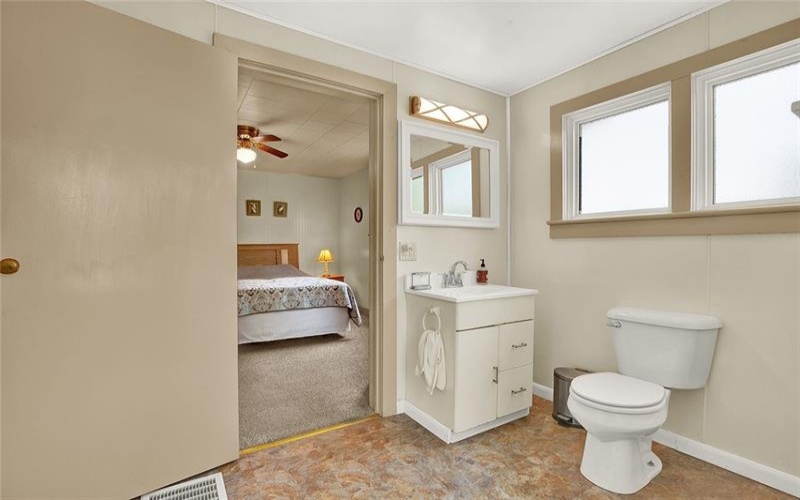 575 Stoystown Rd, Somerset, 15501, 2 Bedrooms Bedrooms, ,1 BathroomBathrooms,Residential,For Sale,Stoystown Rd,1762215