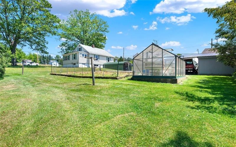 575 Stoystown Rd, Somerset, 15501, 2 Bedrooms Bedrooms, ,1 BathroomBathrooms,Residential,For Sale,Stoystown Rd,1762215