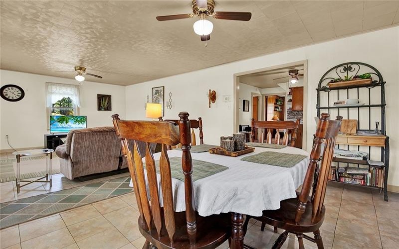 575 Stoystown Rd, Somerset, 15501, 2 Bedrooms Bedrooms, ,1 BathroomBathrooms,Residential,For Sale,Stoystown Rd,1762215