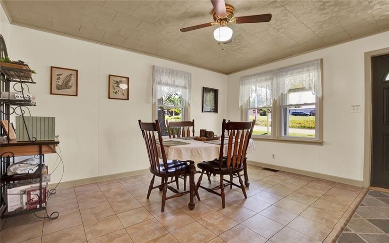 575 Stoystown Rd, Somerset, 15501, 2 Bedrooms Bedrooms, ,1 BathroomBathrooms,Residential,For Sale,Stoystown Rd,1762215