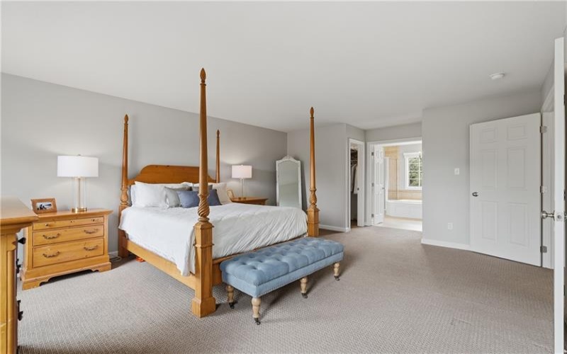 234 Molly Dr, Canonsburg, 15317, 4 Bedrooms Bedrooms, 12 Rooms Rooms,3.1 BathroomsBathrooms,Residential,For Sale,Molly Dr,1760720