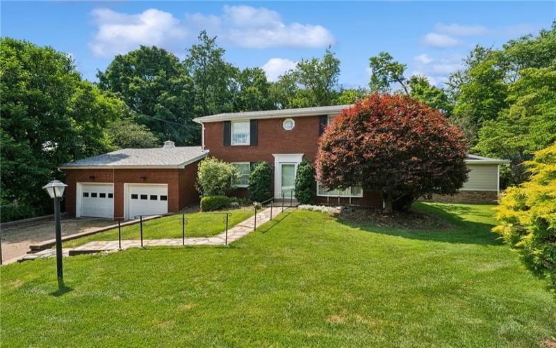 260 CHERRY LANE, IRWIN, 15642, 5 Bedrooms Bedrooms, 11 Rooms Rooms,3.1 BathroomsBathrooms,Residential,For Sale,CHERRY LANE,1762261