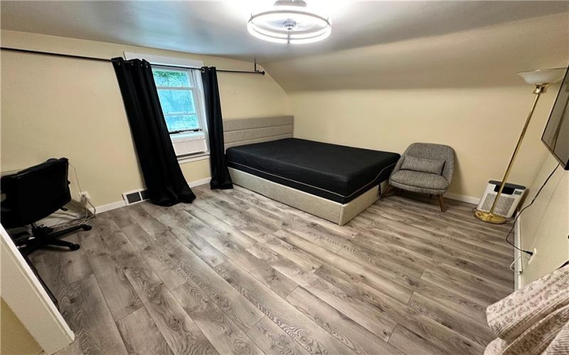 1030 Scott Avenue, Jeannette, 15644, 4 Bedrooms Bedrooms, 10 Rooms Rooms,3 BathroomsBathrooms,Residential,For Sale,Scott Avenue,1762304