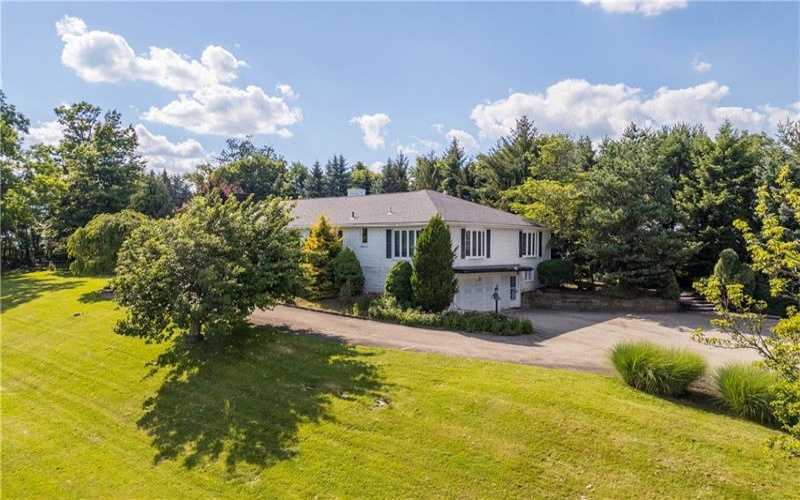 795 Beau Street, Washington, 15301, 4 Bedrooms Bedrooms, 14 Rooms Rooms,3.1 BathroomsBathrooms,Residential,For Sale,Beau Street,1761970