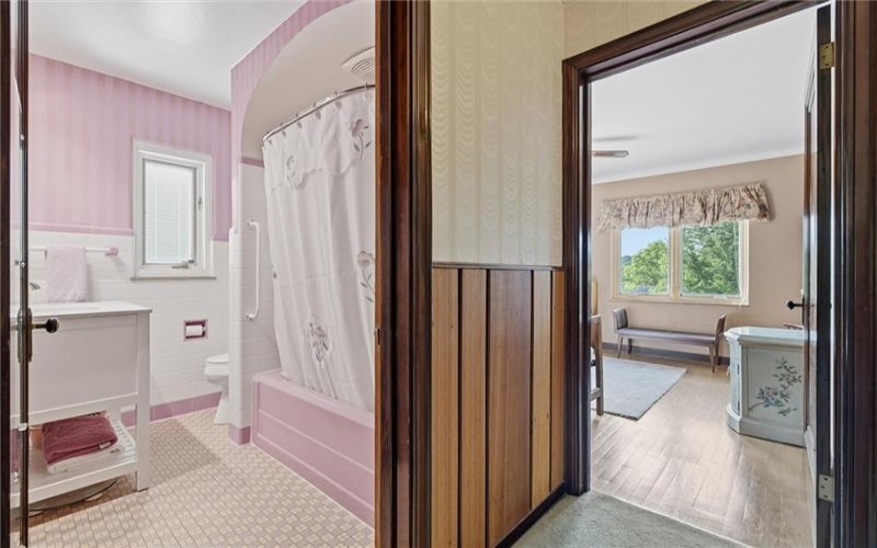 1026 Woodberry Rd, New Kensington, 15068, 3 Bedrooms Bedrooms, ,2.1 BathroomsBathrooms,Residential,For Sale,Woodberry Rd,1761980
