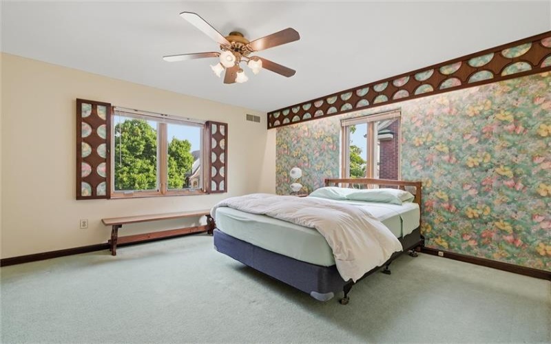 1026 Woodberry Rd, New Kensington, 15068, 3 Bedrooms Bedrooms, ,2.1 BathroomsBathrooms,Residential,For Sale,Woodberry Rd,1761980