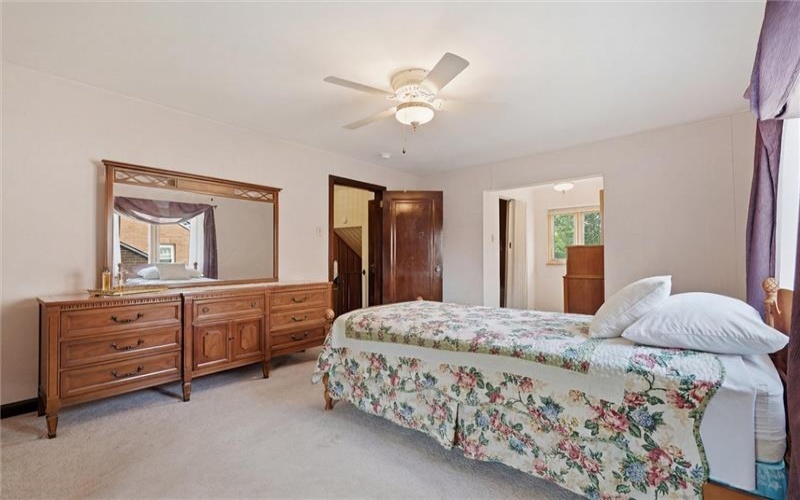 1026 Woodberry Rd, New Kensington, 15068, 3 Bedrooms Bedrooms, ,2.1 BathroomsBathrooms,Residential,For Sale,Woodberry Rd,1761980