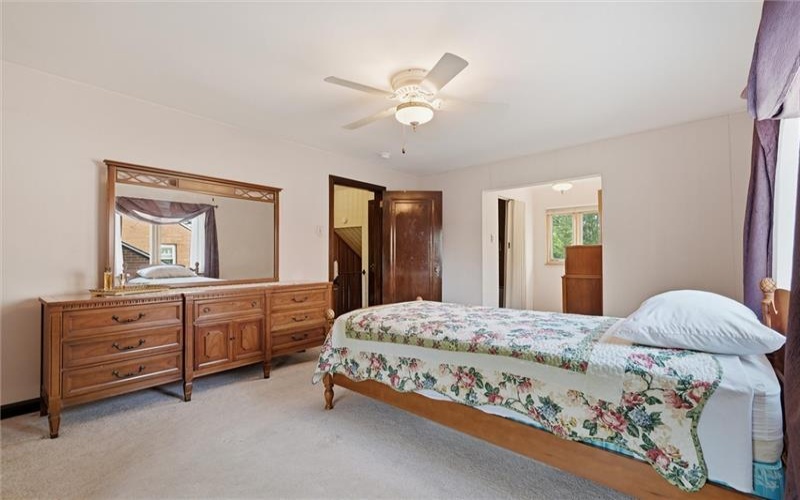 1026 Woodberry Rd, New Kensington, 15068, 3 Bedrooms Bedrooms, ,2.1 BathroomsBathrooms,Residential,For Sale,Woodberry Rd,1761980