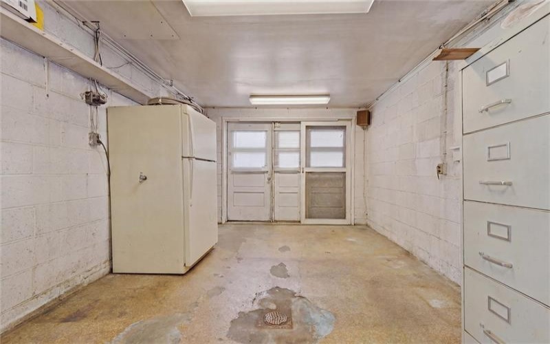 1026 Woodberry Rd, New Kensington, 15068, 3 Bedrooms Bedrooms, ,2.1 BathroomsBathrooms,Residential,For Sale,Woodberry Rd,1761980