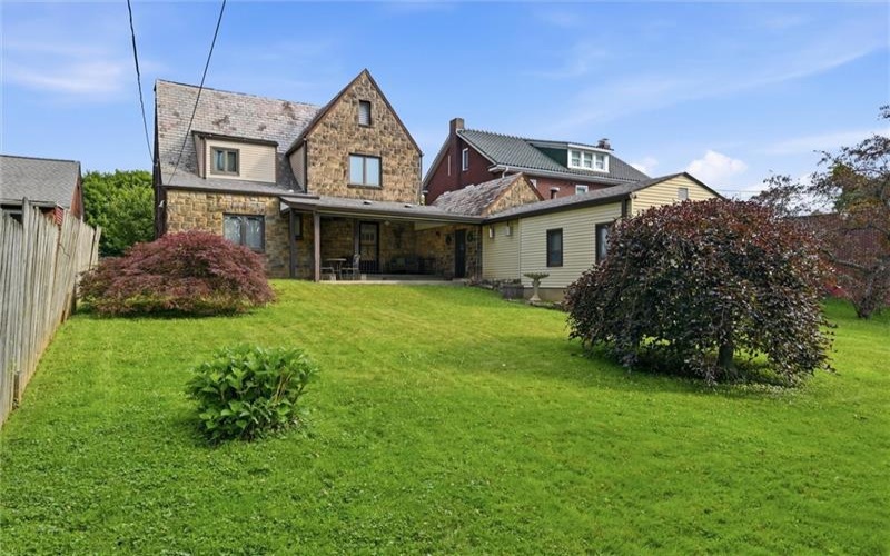 1026 Woodberry Rd, New Kensington, 15068, 3 Bedrooms Bedrooms, ,2.1 BathroomsBathrooms,Residential,For Sale,Woodberry Rd,1761980