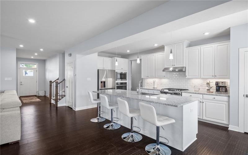 1001 Black Sands Drive, 15644, 15644, 5 Bedrooms Bedrooms, 12 Rooms Rooms,3.1 BathroomsBathrooms,Residential,For Sale,Black Sands Drive,1762331