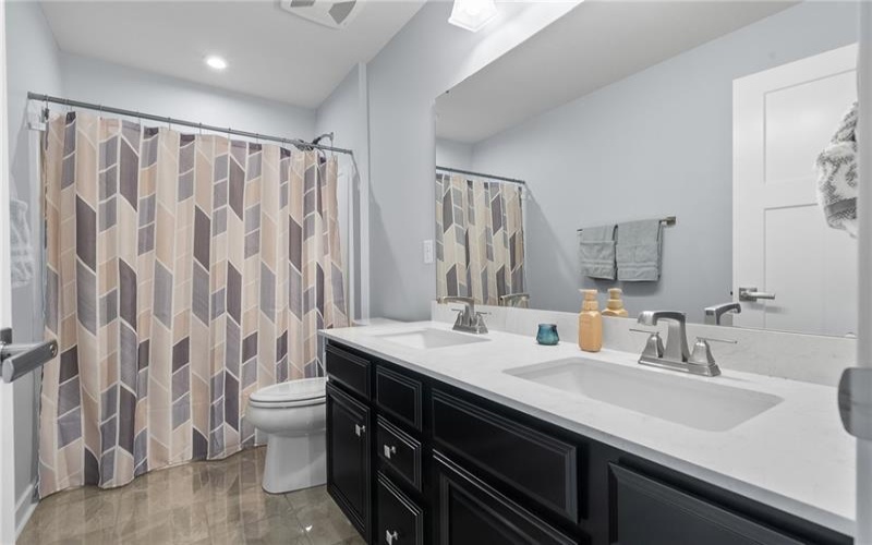 1001 Black Sands Drive, 15644, 15644, 5 Bedrooms Bedrooms, 12 Rooms Rooms,3.1 BathroomsBathrooms,Residential,For Sale,Black Sands Drive,1762331