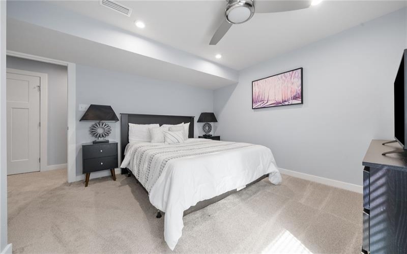 1001 Black Sands Drive, 15644, 15644, 5 Bedrooms Bedrooms, 12 Rooms Rooms,3.1 BathroomsBathrooms,Residential,For Sale,Black Sands Drive,1762331