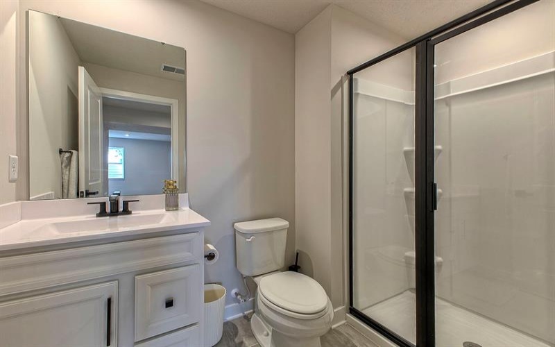5002 Wellington Ct, Jeannette, 15644, 3 Bedrooms Bedrooms, 9 Rooms Rooms,3.1 BathroomsBathrooms,Residential,For Sale,Wellington Ct,1762388
