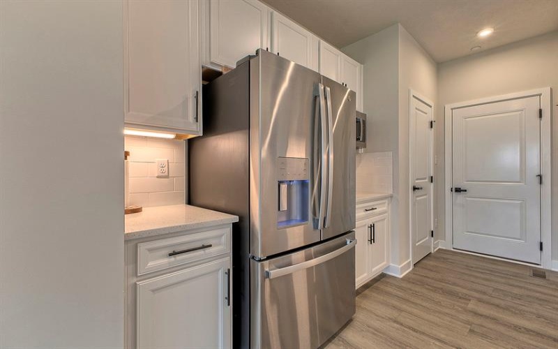 5002 Wellington Ct, Jeannette, 15644, 3 Bedrooms Bedrooms, 9 Rooms Rooms,3.1 BathroomsBathrooms,Residential,For Sale,Wellington Ct,1762388