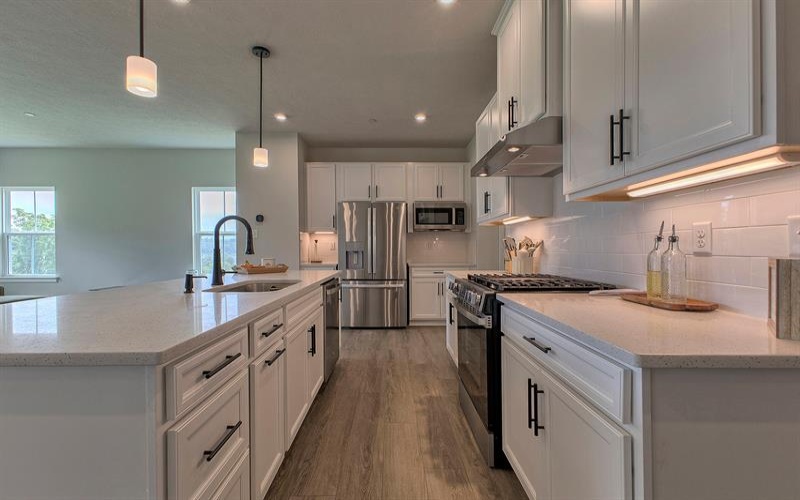 5002 Wellington Ct, Jeannette, 15644, 3 Bedrooms Bedrooms, 9 Rooms Rooms,3.1 BathroomsBathrooms,Residential,For Sale,Wellington Ct,1762388