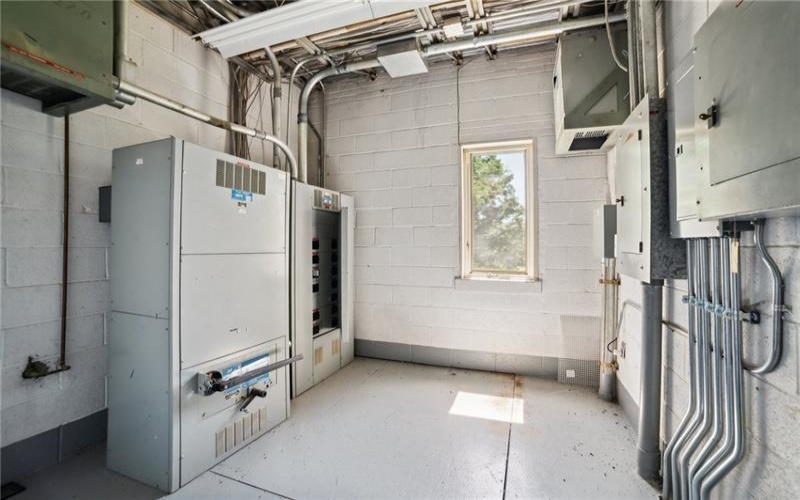 520 Pleasant Valley Rd, Trafford, 15085, ,Commercial-industrial-business,For Sale,Pleasant Valley Rd,1762399