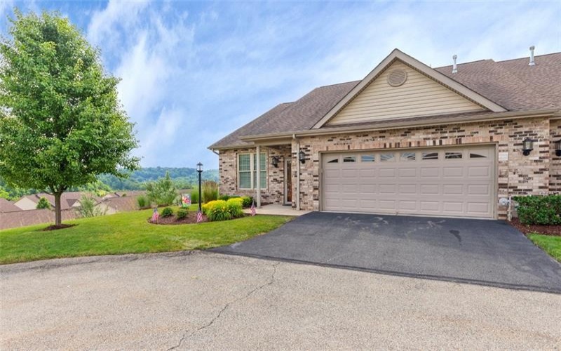 4606 Webber Ln, Murrysville, 15668, 2 Bedrooms Bedrooms, 7 Rooms Rooms,2 BathroomsBathrooms,Residential,For Sale,Webber Ln,1762482