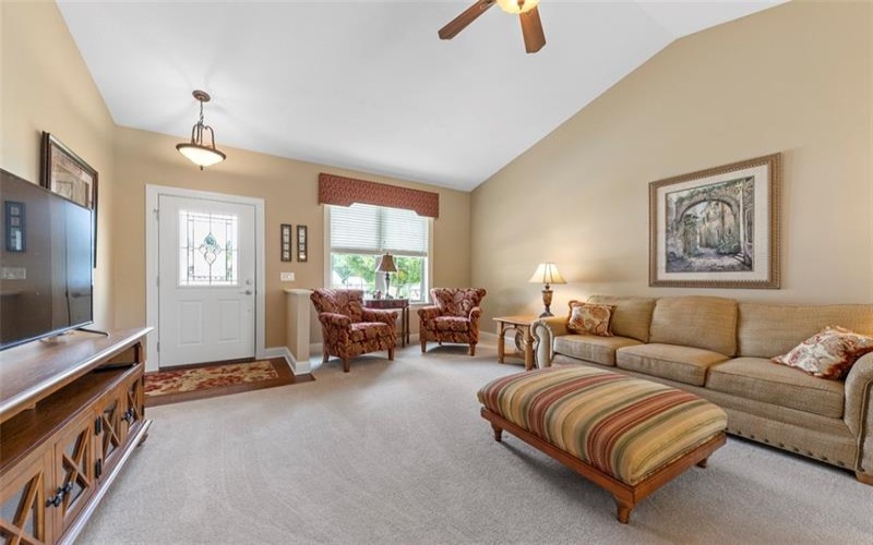 4606 Webber Ln, Murrysville, 15668, 2 Bedrooms Bedrooms, 7 Rooms Rooms,2 BathroomsBathrooms,Residential,For Sale,Webber Ln,1762482