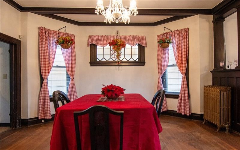222 2nd St, Jeannette, 15644, 4 Bedrooms Bedrooms, 7 Rooms Rooms,1.2 BathroomsBathrooms,Residential,For Sale,2nd St,1735574