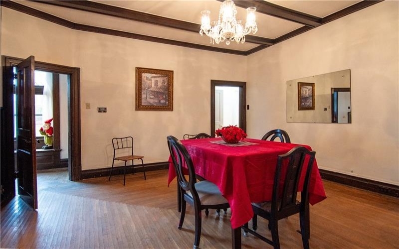 222 2nd St, Jeannette, 15644, 4 Bedrooms Bedrooms, 7 Rooms Rooms,1.2 BathroomsBathrooms,Residential,For Sale,2nd St,1735574