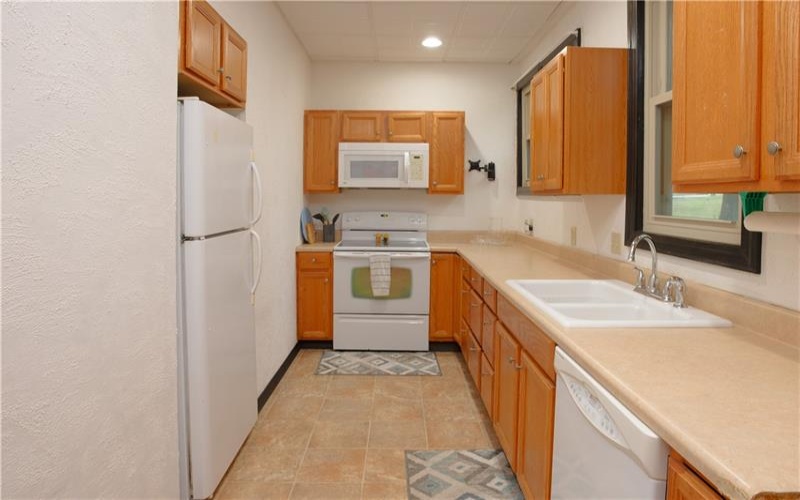 222 2nd St, Jeannette, 15644, 4 Bedrooms Bedrooms, 7 Rooms Rooms,1.2 BathroomsBathrooms,Residential,For Sale,2nd St,1735574