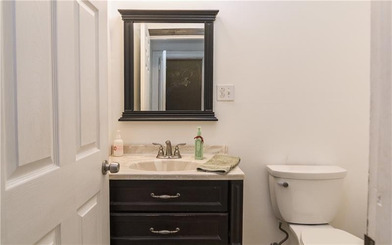 222 2nd St, Jeannette, 15644, 4 Bedrooms Bedrooms, 7 Rooms Rooms,1.2 BathroomsBathrooms,Residential,For Sale,2nd St,1735574