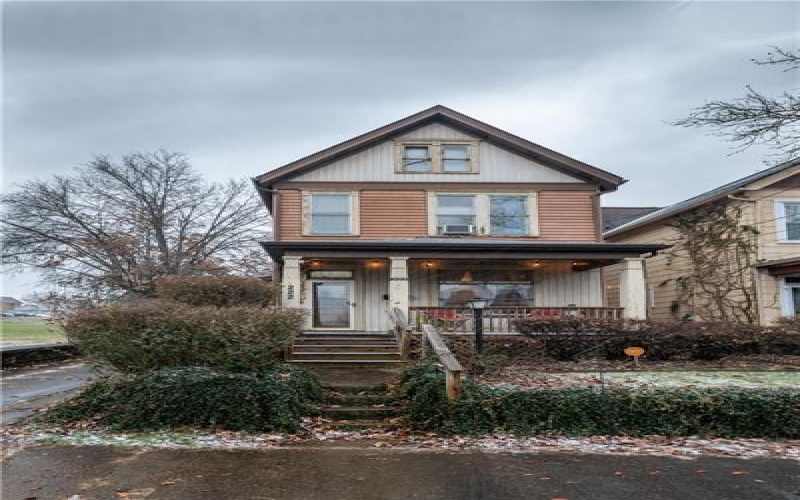 222 2nd St, Jeannette, 15644, 4 Bedrooms Bedrooms, 7 Rooms Rooms,1.2 BathroomsBathrooms,Residential,For Sale,2nd St,1735574