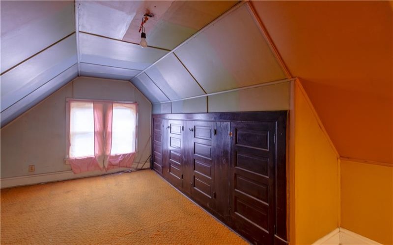 222 2nd St, Jeannette, 15644, 4 Bedrooms Bedrooms, 7 Rooms Rooms,1.2 BathroomsBathrooms,Residential,For Sale,2nd St,1735574
