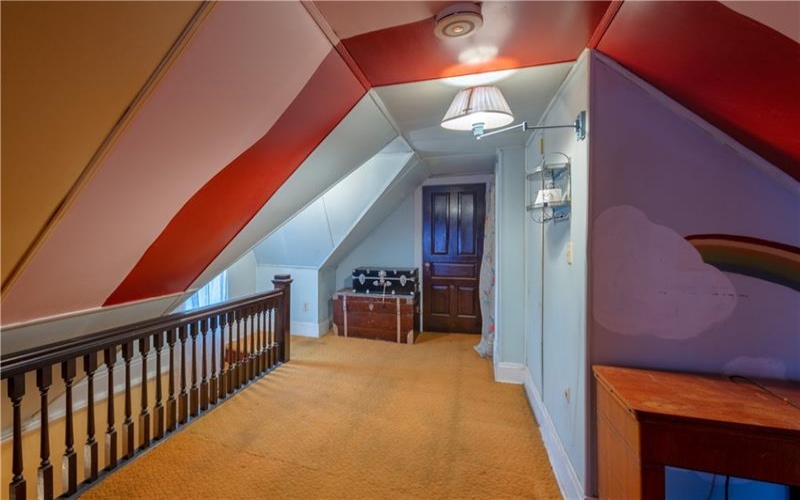 222 2nd St, Jeannette, 15644, 4 Bedrooms Bedrooms, 7 Rooms Rooms,1.2 BathroomsBathrooms,Residential,For Sale,2nd St,1735574