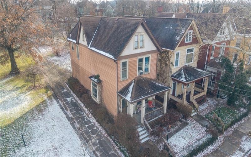 222 2nd St, Jeannette, 15644, 4 Bedrooms Bedrooms, 7 Rooms Rooms,1.2 BathroomsBathrooms,Residential,For Sale,2nd St,1735574