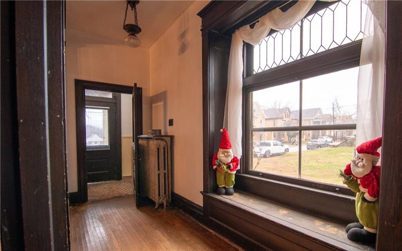 222 2nd St, Jeannette, 15644, 4 Bedrooms Bedrooms, 7 Rooms Rooms,1.2 BathroomsBathrooms,Residential,For Sale,2nd St,1735574