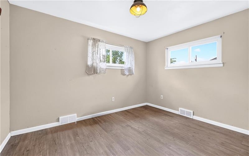 250 Alder St., New Kensington, 15068, 3 Bedrooms Bedrooms, 7 Rooms Rooms,1 BathroomBathrooms,Residential,For Sale,Alder St.,1761833