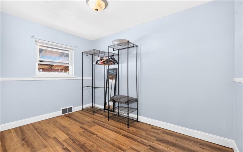 250 Alder St., New Kensington, 15068, 3 Bedrooms Bedrooms, 7 Rooms Rooms,1 BathroomBathrooms,Residential,For Sale,Alder St.,1761833