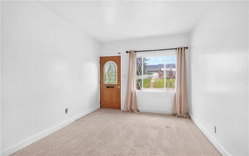 250 Alder St., New Kensington, 15068, 3 Bedrooms Bedrooms, 7 Rooms Rooms,1 BathroomBathrooms,Residential,For Sale,Alder St.,1761833