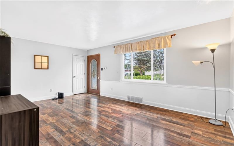 250 Alder St., New Kensington, 15068, 3 Bedrooms Bedrooms, 7 Rooms Rooms,1 BathroomBathrooms,Residential,For Sale,Alder St.,1761833