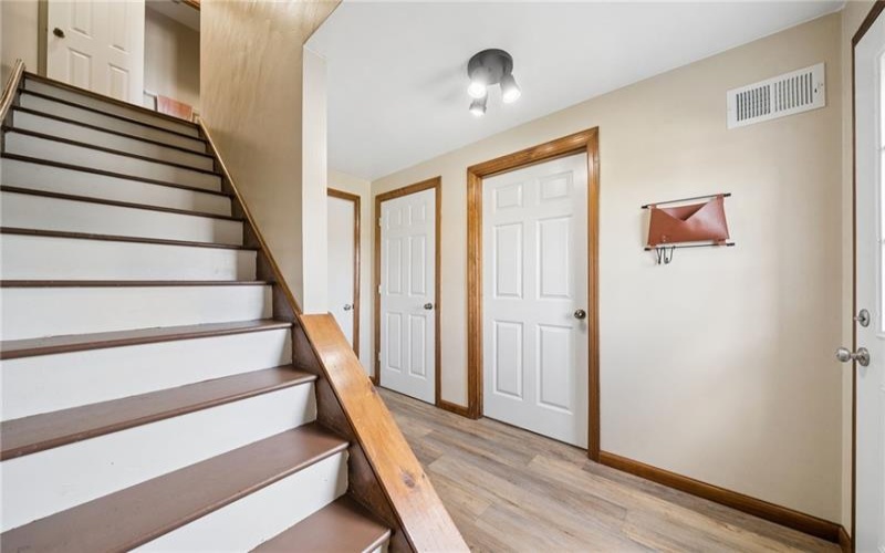 404 Silvis Way, Greensburg, 15601, 2 Bedrooms Bedrooms, 5 Rooms Rooms,1.1 BathroomsBathrooms,Residential,For Sale,Silvis Way,1762431