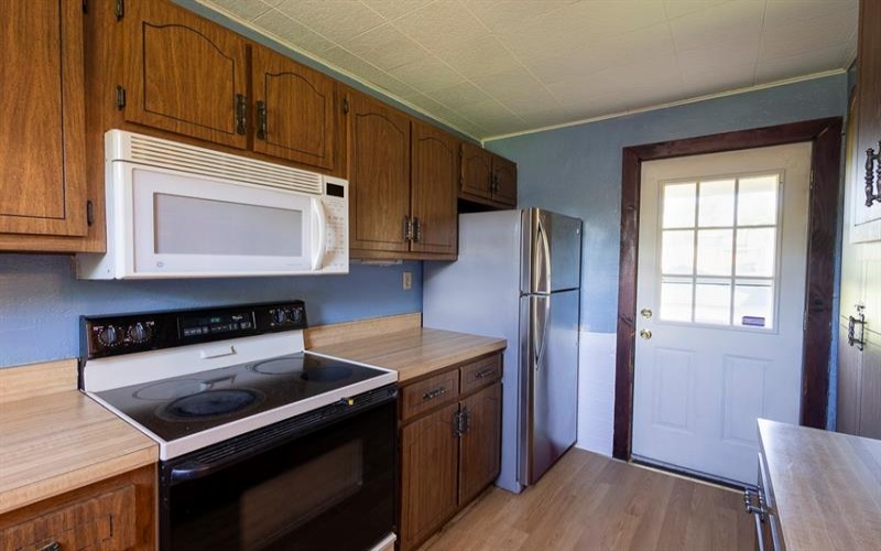 123 Midway Candor Rd, Bulger, 15019, 3 Bedrooms Bedrooms, 8 Rooms Rooms,1 BathroomBathrooms,Residential,For Sale,Midway Candor Rd,1762497