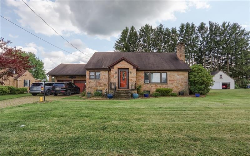 1931 Menoher Blvd, Johnstown, 15905, 4 Bedrooms Bedrooms, ,3 BathroomsBathrooms,Residential,For Sale,Menoher Blvd,1762507