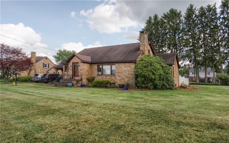 1931 Menoher Blvd, Johnstown, 15905, 4 Bedrooms Bedrooms, ,3 BathroomsBathrooms,Residential,For Sale,Menoher Blvd,1762507