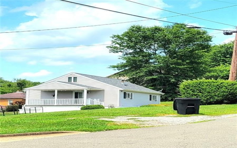 2799 ITALY ROAD, Export, 15632, 3 Bedrooms Bedrooms, ,2.1 BathroomsBathrooms,Residential,For Sale,ITALY ROAD,1762510