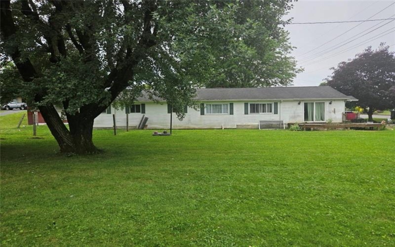426 Walnut St, Ligonier, 15658, 2 Bedrooms Bedrooms, ,2 BathroomsBathrooms,Residential,For Sale,Walnut St,1762540