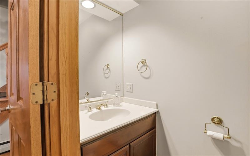 413 Stadium Dr, Somerset, 15501, 5 Bedrooms Bedrooms, 12 Rooms Rooms,3.1 BathroomsBathrooms,Residential,For Sale,Stadium Dr,1762563