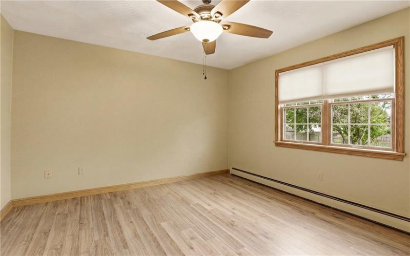 413 Stadium Dr, Somerset, 15501, 5 Bedrooms Bedrooms, 12 Rooms Rooms,3.1 BathroomsBathrooms,Residential,For Sale,Stadium Dr,1762563