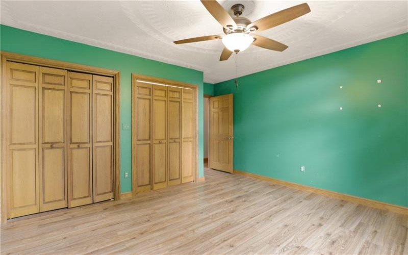 413 Stadium Dr, Somerset, 15501, 5 Bedrooms Bedrooms, 12 Rooms Rooms,3.1 BathroomsBathrooms,Residential,For Sale,Stadium Dr,1762563