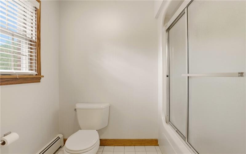 413 Stadium Dr, Somerset, 15501, 5 Bedrooms Bedrooms, 12 Rooms Rooms,3.1 BathroomsBathrooms,Residential,For Sale,Stadium Dr,1762563