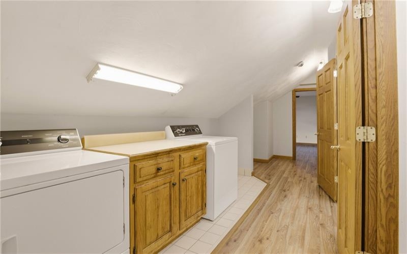 413 Stadium Dr, Somerset, 15501, 5 Bedrooms Bedrooms, 12 Rooms Rooms,3.1 BathroomsBathrooms,Residential,For Sale,Stadium Dr,1762563